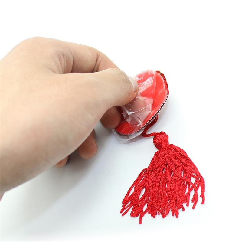 Copricapezzolo LATETOBED BDSM LINE con paillettes a forma di cuore e nappa, rosso